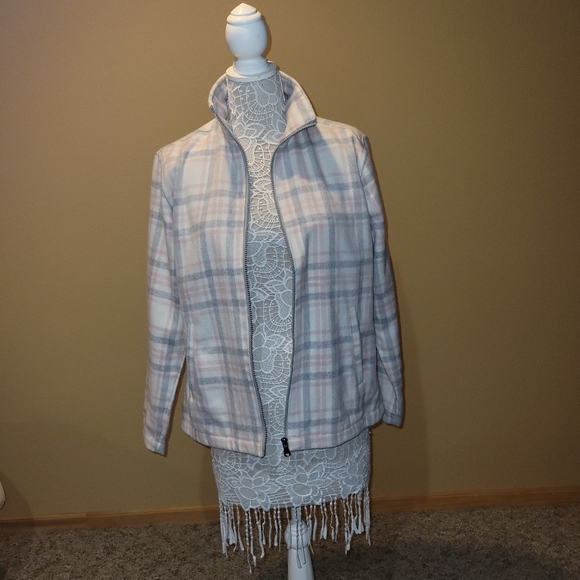 Stillwater Supply Co lined boxy shacket - Picture 3 of 8